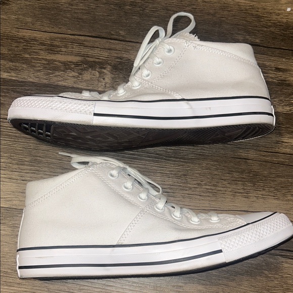 Converse Classic White Canvas Sneakers - Picture 2 of 6